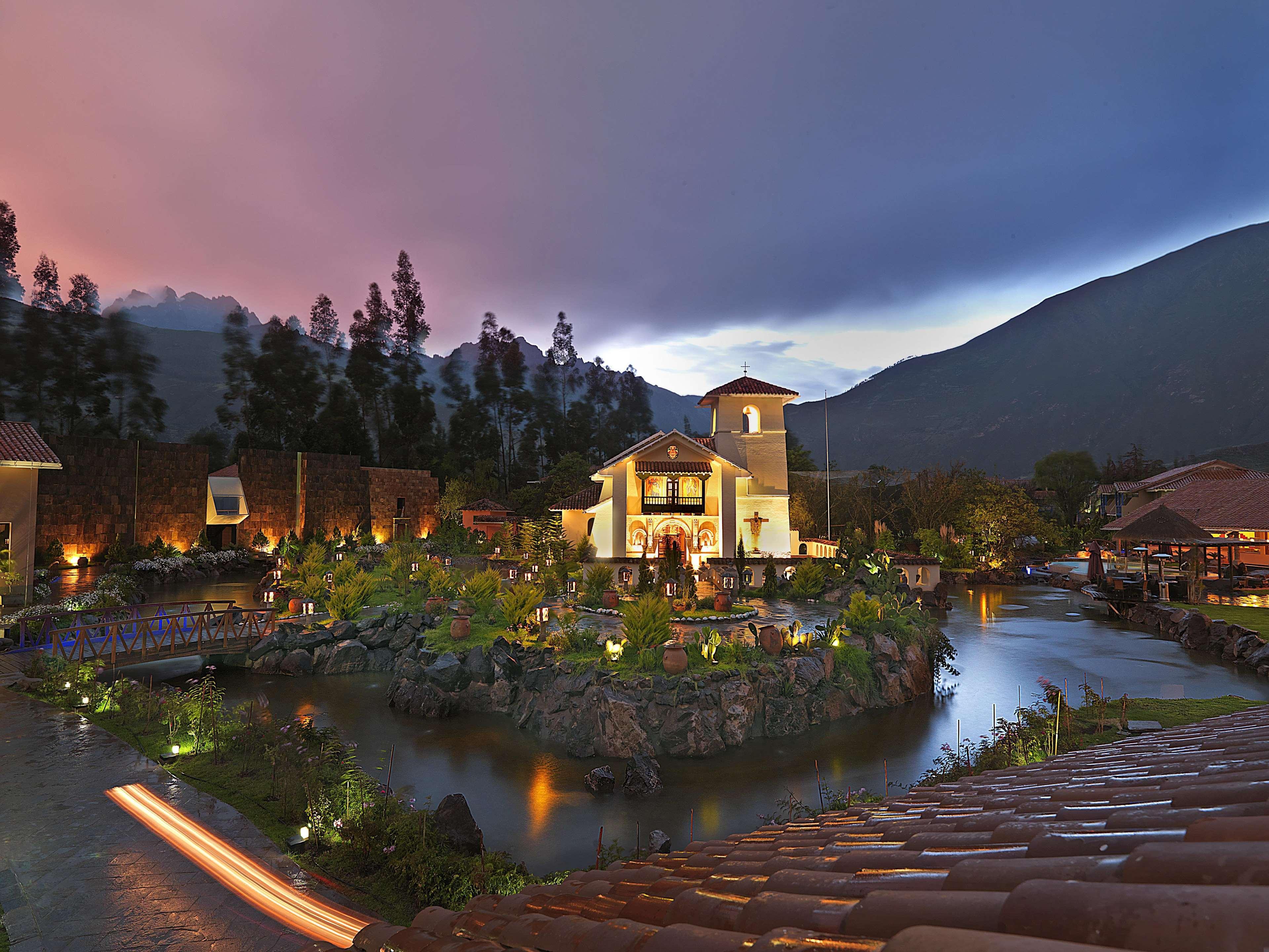 Настоящая страна. Aranwa Sacred Valley Перу. Aranwa Hotel & Wellness, Sacred Valley. Sacred Valley, Peru отель на горе. Перу отели.